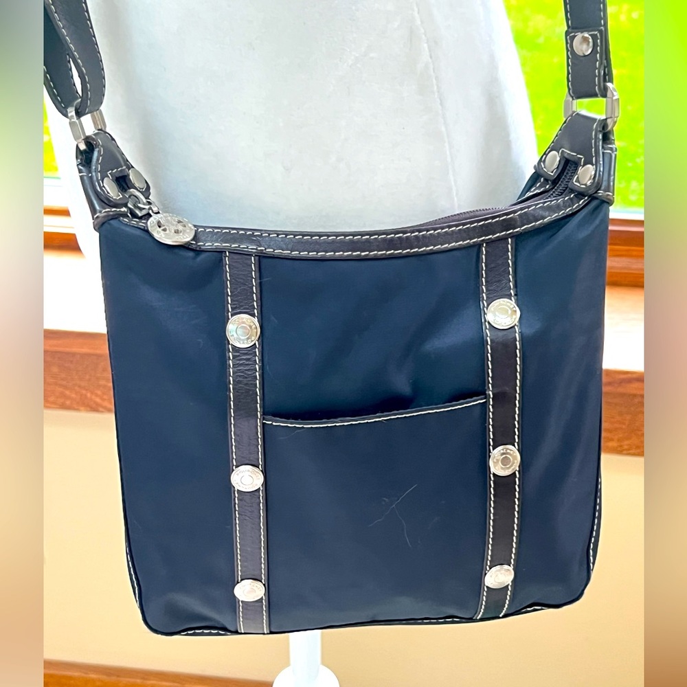 Adorable Pourchet Navy with Silver Hardware Shoulder Crossbody Bag Purse